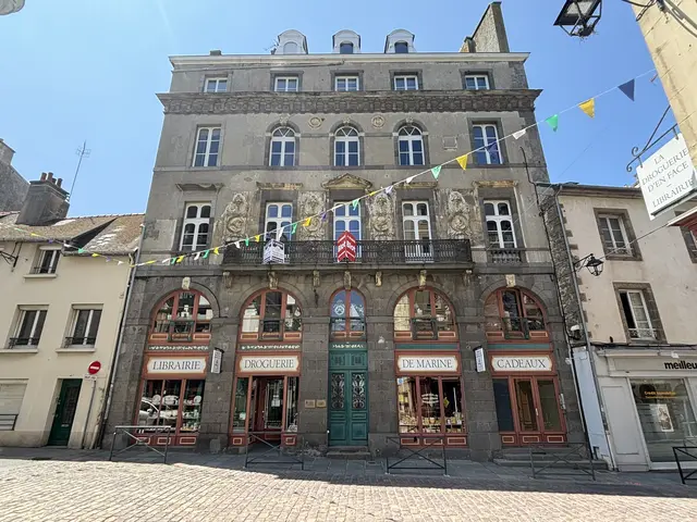 La-Droguerie-Rue-Georges-Clemenceau--3-.JPEG