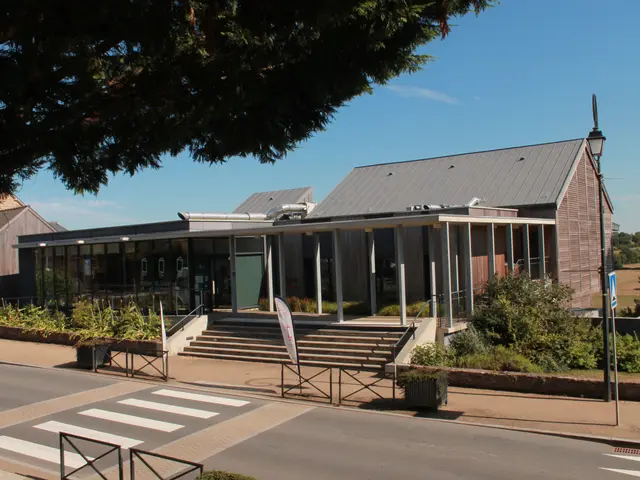 La-Maison-du-Livre-Clementine-Lallement-2030.JPG