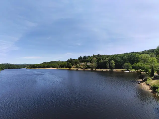 Lac-de-Sainte-Helene.jpg