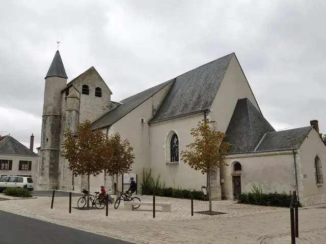 eglise_mont_pres_chambord_2174c4b2e8.jpg