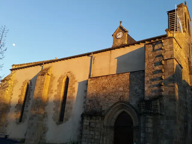 saint-victurnien-2017-armelle-eglise.jpg