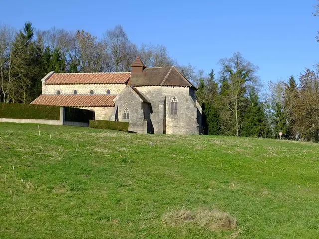 chapelle-st-aubin-moeslains-OT-Lac-du-Der.jpg
