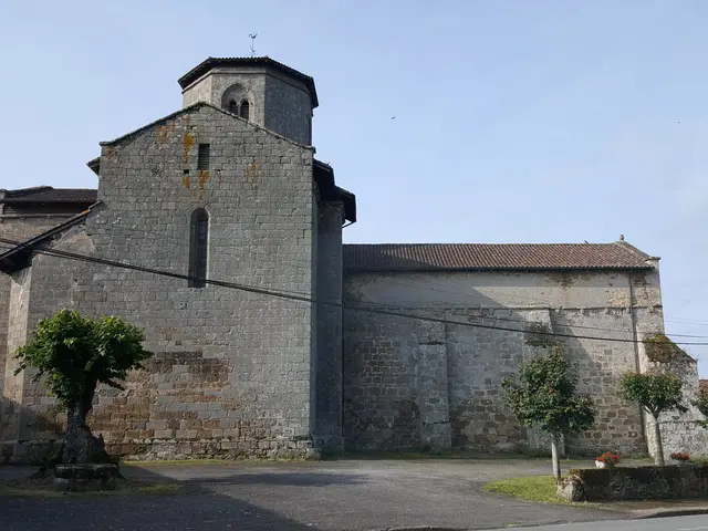 eglise-biennac-rochechouart-otpol.jpg