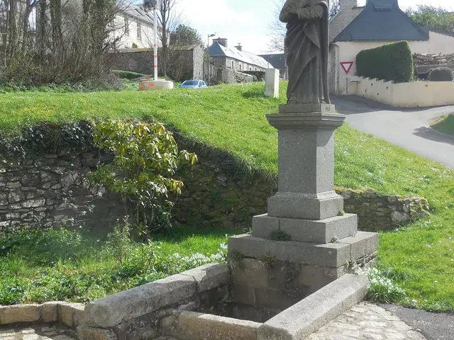 Fontaine-Saint-Pierre--3--2.JPG