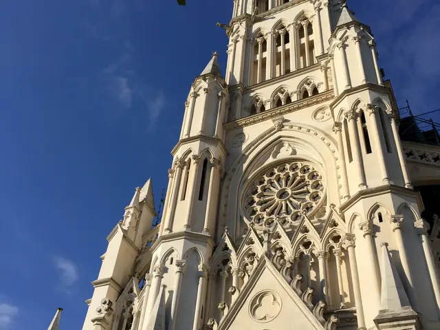 1322016_notre-dame_valenciennesrvb72jpg.jpg