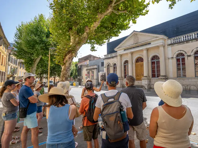 Visite guidée _ centre historique _ Millau  _ 2024 _  Explore Millau _ 33 _  2024 _ @AlexEvil12.jpg