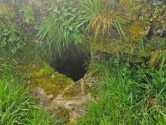 Le-sentier-des-ecureuils---Fontaine-Saint-Pierre-Saint-Paul-2---Sirtaqui-2.jpg