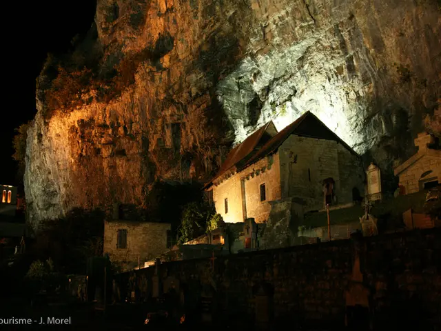 Gluges--Lot Tourisme - J. Morel.jpg