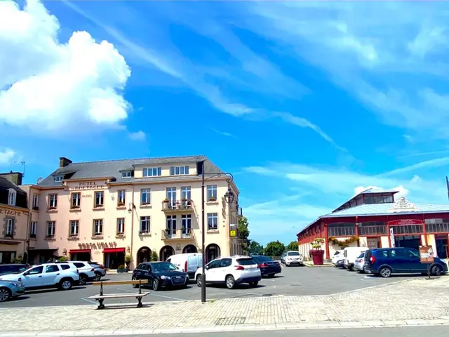 -SMBMSM-Place-chateaubriand-Dol.jpg
