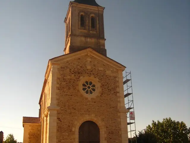 Firbeix---Eglise-st-jean-baptiste.jpg