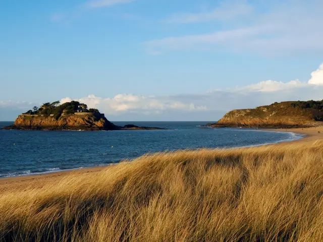 Anse-du-Guesclin.jpg