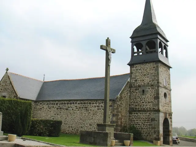 -P-Choleau---Eglise-de-Tremeheuc.JPG