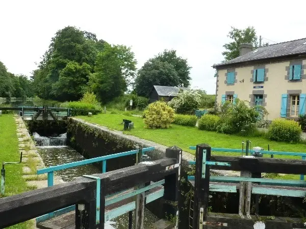 Ecluse-de-La-Gromillais---PIT-SMBMSM.JPG