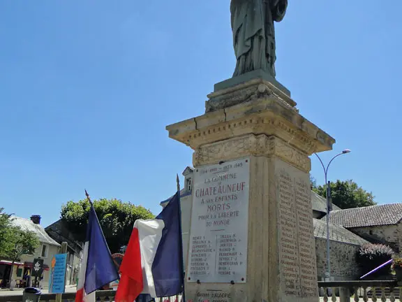 chateauneuf-la-foret.jpg