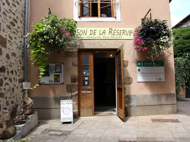 187000812-6.JPG