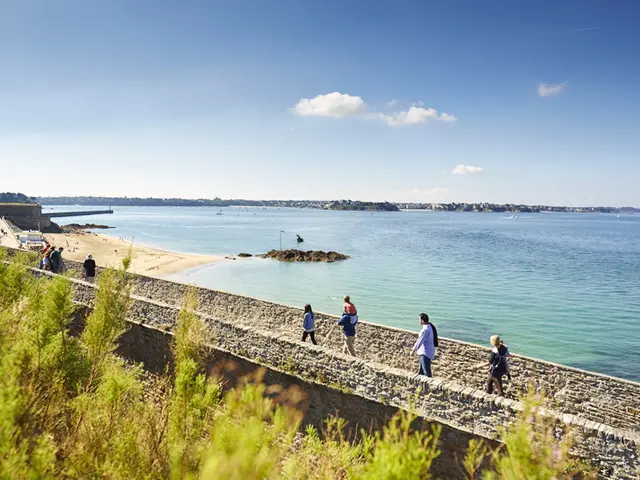 Les-Petits-Murs--Saint-Malo---aLamoureux.jpg