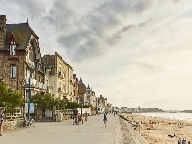 Digue-du-Sillon---Saint-Malo----ALamoureux.jpg