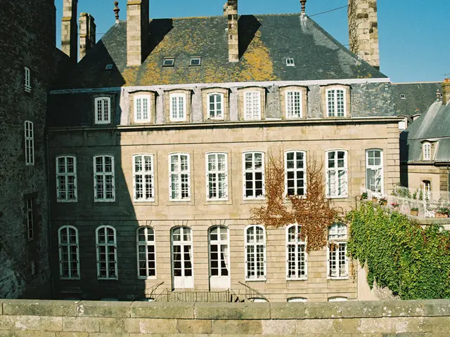 Maison-d-Armateur---Saint-Malo---La-Maison-de-Corsaire.jpg