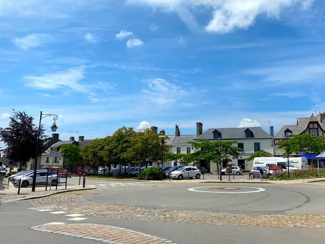 -SMBMSM-Place-Toullier-Dol.jpg