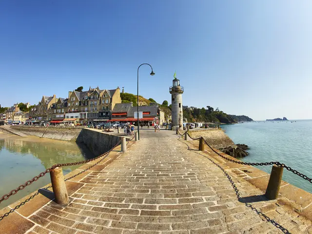 -ALamoureux--Port-de-la-Houle---Cancale-2.jpg