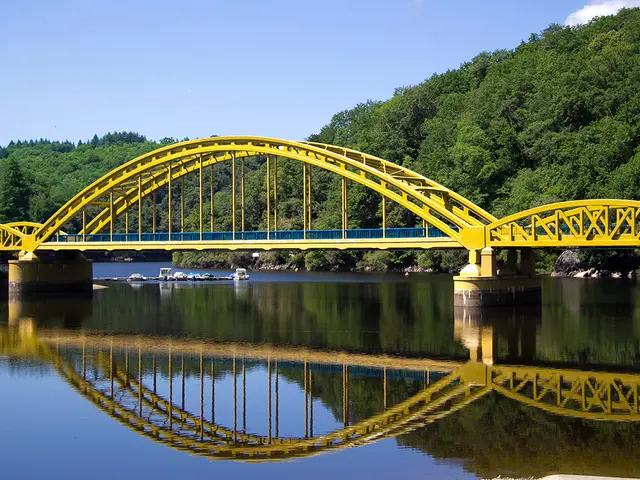 SAINT-LAURENT-LES-EGISES-Pont-du-Dognon-sirtaki-CBC--2-.jpg