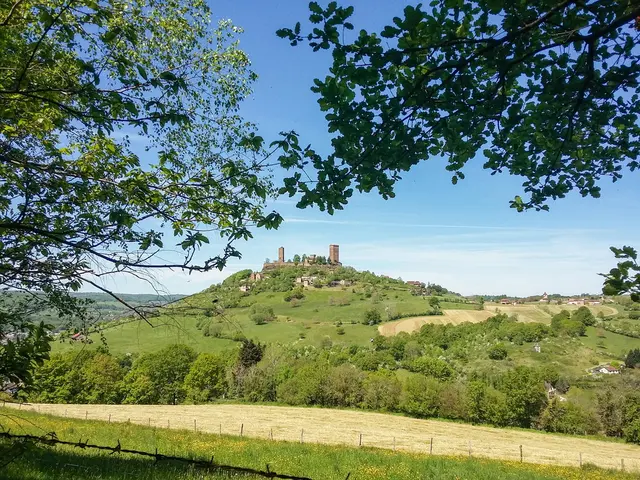 Vue sur les Tours de Saint-Laurent © Lot Tourisme - A. Leconte 160505-123047_1024x768.jpg