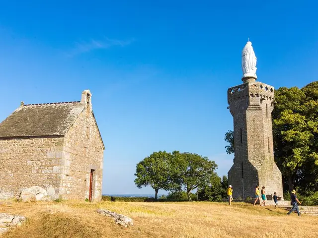 -SBourcier---chapelle-et-tour-Mont-Dol.jpg
