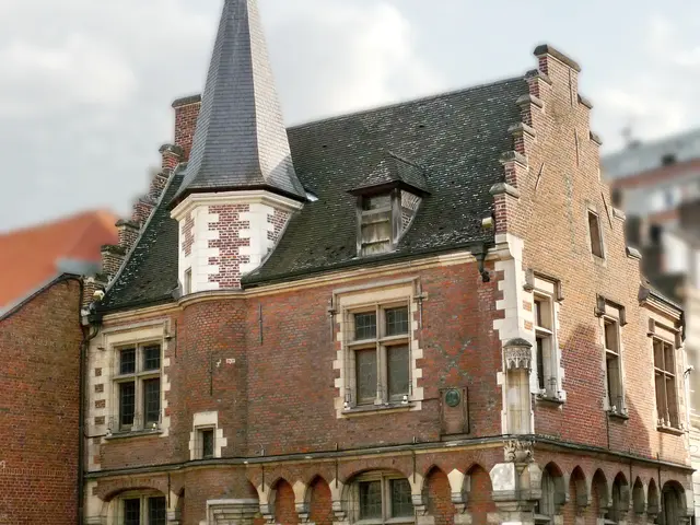 1247885_valenciennes_maison_du_prevot72rvbjpg.jpg