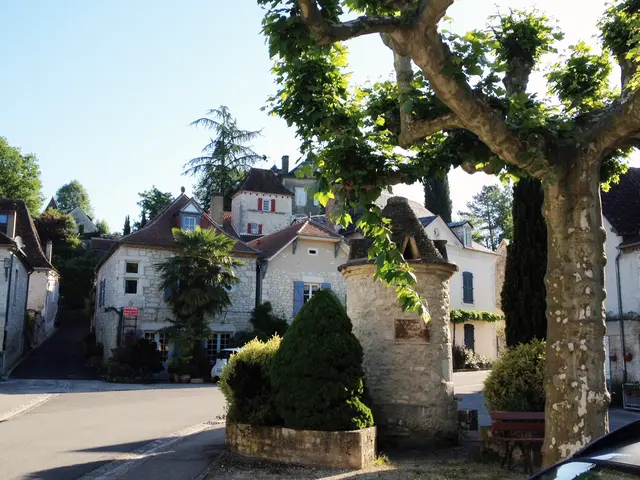 St Sozy VD05 - 175449_le__villagejpg(1).jpg