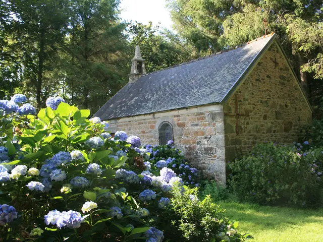 quemperven-chapelle.JPG