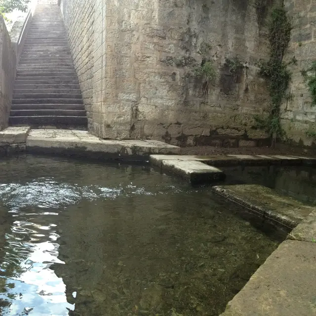 Fontaine saint georges.JPG