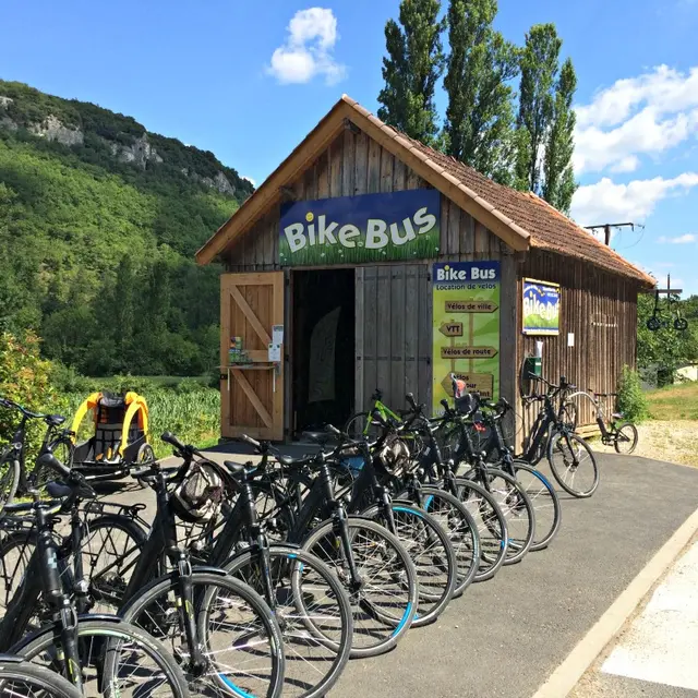 bike_bus_facade_0.jpg