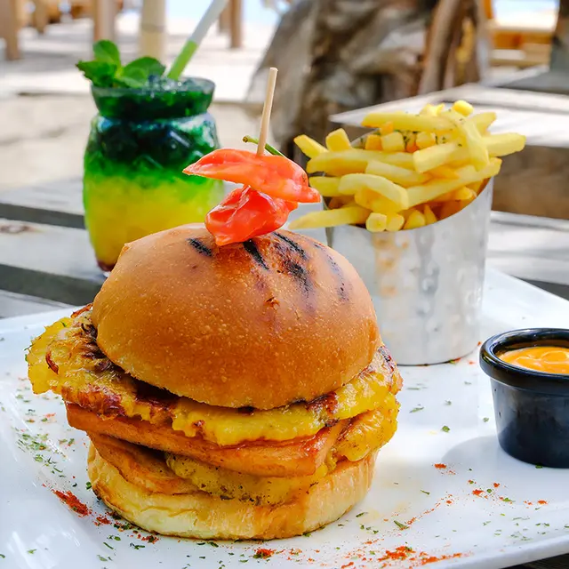 restaurantbeachgrill14-carbet-martinique.jpg