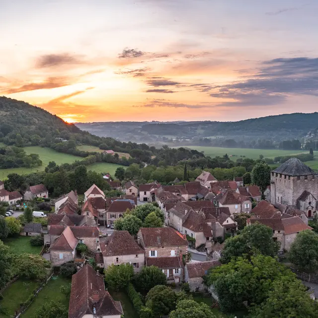 Vue drone de Saint-Pierre-Toirac © Cyril Novello - Lot Tourisme 210721-063445.jpg