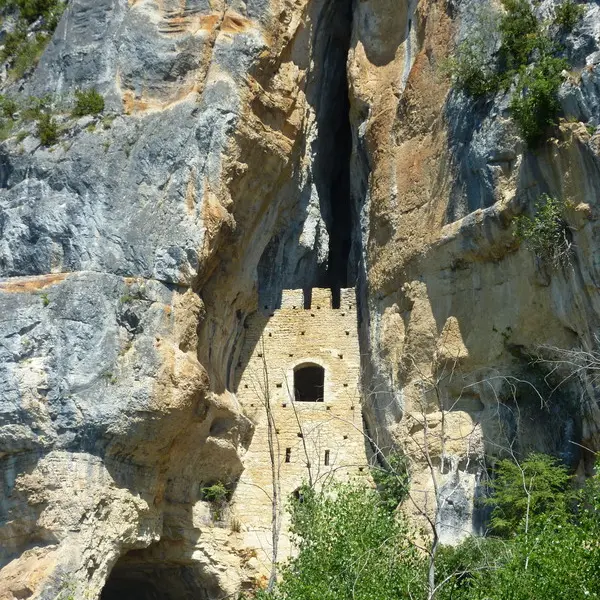 Chateau des anglais à Bouzies © Lot Tourisme - E. Ruffat 120725-124619_600x800.jpg