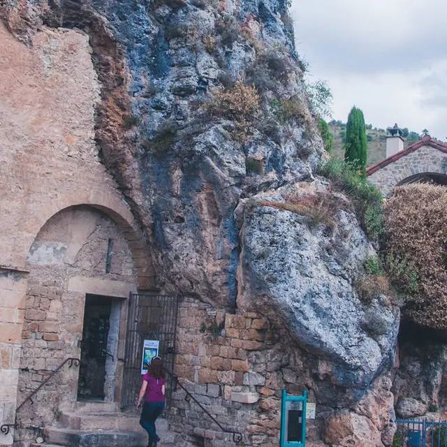 peyre église ©Stye Millau Tourisme.jpg