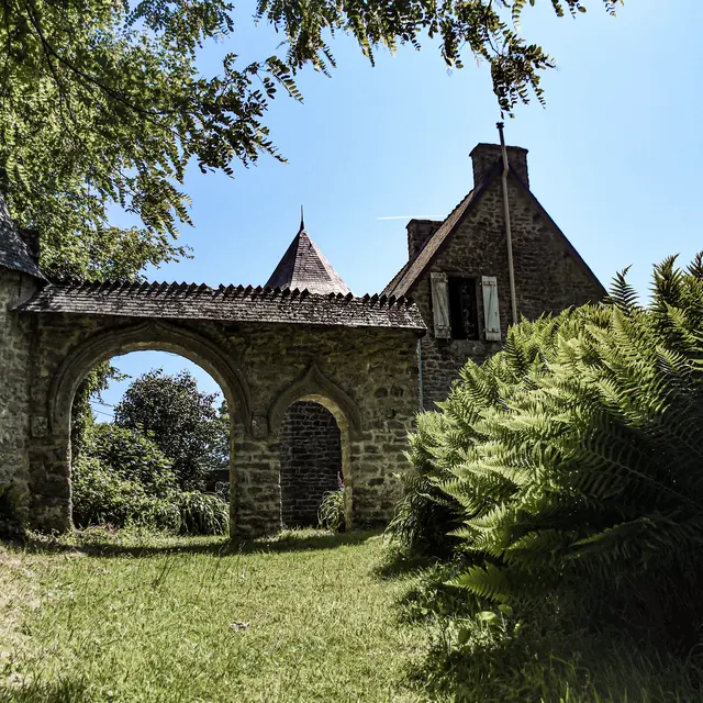 Manoir de Menglieu.jpg