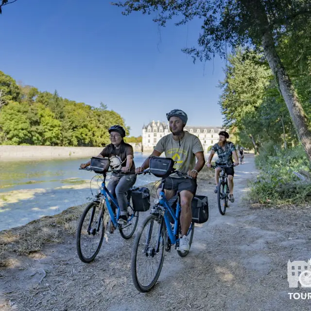 Velo-ValleCher2.JPG