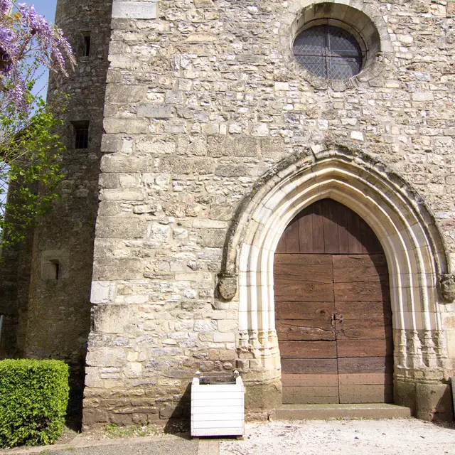 2013_04_25_1144_Eglise Saint-Roch à Thédirac.jpg