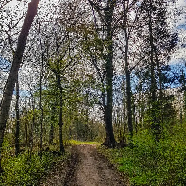 Pretty Getaways - sentier de la Mouhagne5 web.jpg