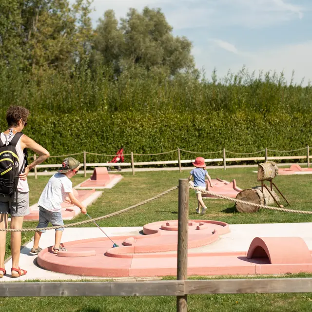 parc-galam-mini-golf.jpg