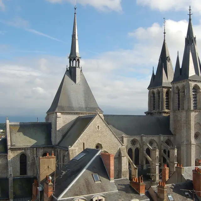 Blois_Église_Saint-Nicolas.jpg