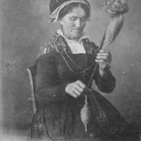 Paysanne Laine 191X.jpg