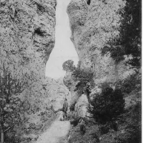 Montpellier le Vieux Passage des Rouquettes 191X.jpg