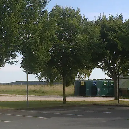 Aire de stationnement de Montlivault