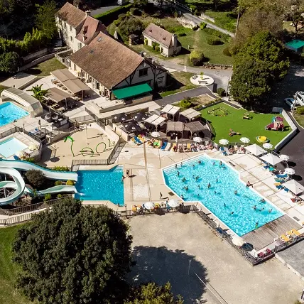 Vue aerienne piscines