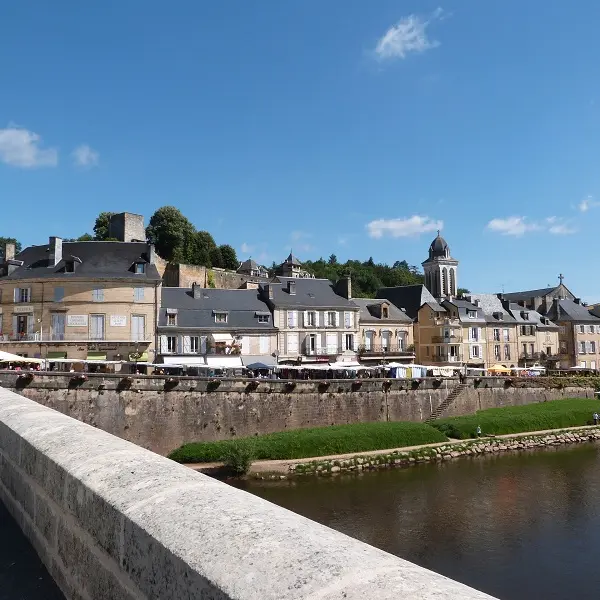 Vue pont Montignac  (1)