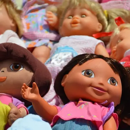 dolls-3536488_640