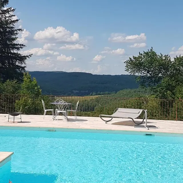 Maison de Charme Tursac avec piscine privée_1