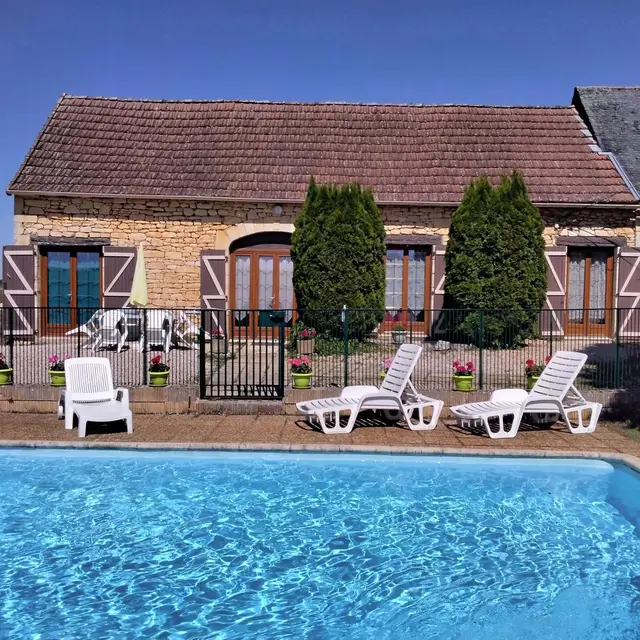 Pleine Fage piscine privée proche de Sarlat_1